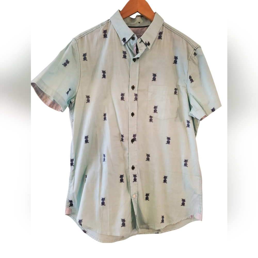 Sovereign Code NWT Men's Pineapple Button Down Collar Shirt Size L